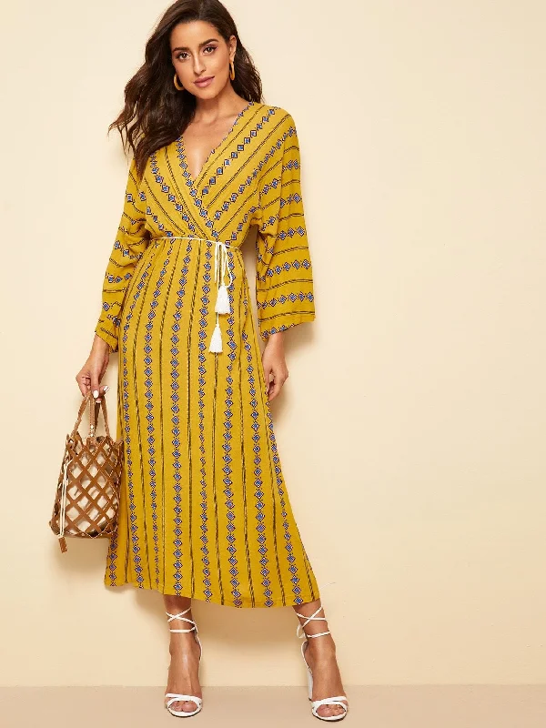 Print Plunging Neck Tie Front Maxi Dress